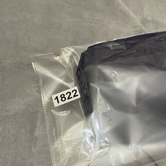 DEREK LAM COLLECTIVE sleeveless pintuck top blue 21822 - Picture 9 of 10